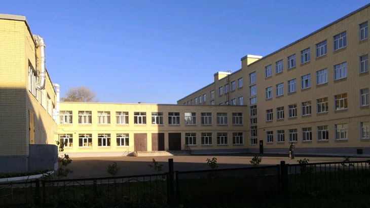 Здание гимназии.