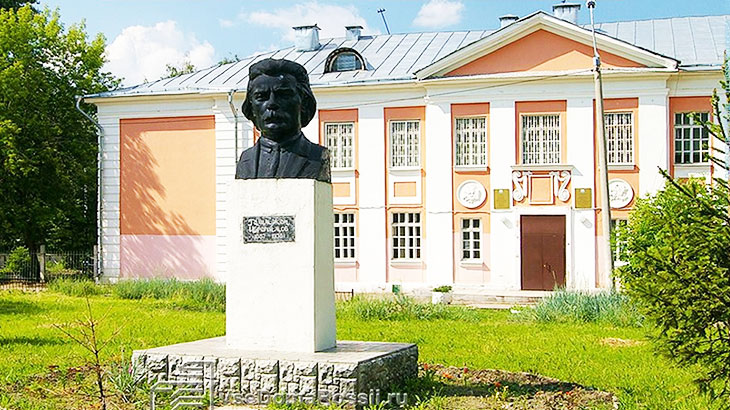 Памятник Г. Ибрагимову.