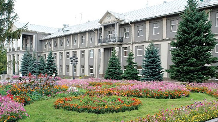 Здание Альметьевнефть